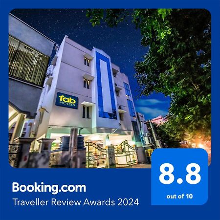 Fabhotel Aditya Yatri Nivas - Nr Tirupati Railway Station מראה חיצוני תמונה