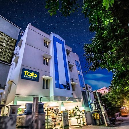 Fabhotel Aditya Yatri Nivas - Nr Tirupati Railway Station מראה חיצוני תמונה