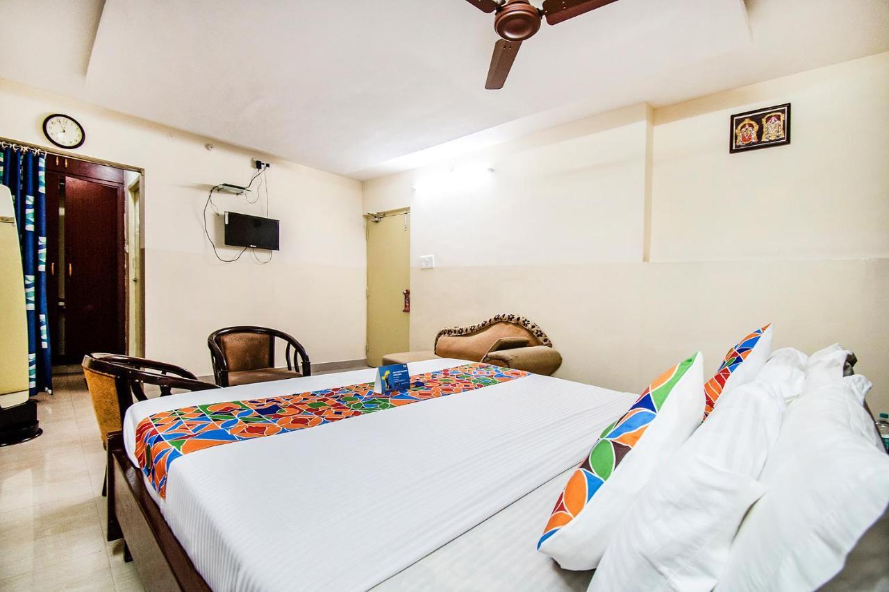 Fabhotel Aditya Yatri Nivas - Nr Tirupati Railway Station מראה חיצוני תמונה