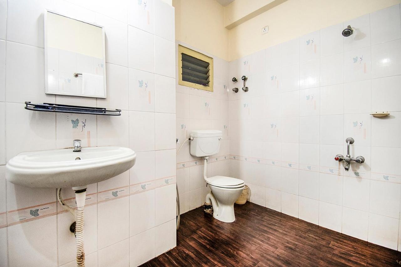 Fabhotel Aditya Yatri Nivas - Nr Tirupati Railway Station מראה חיצוני תמונה