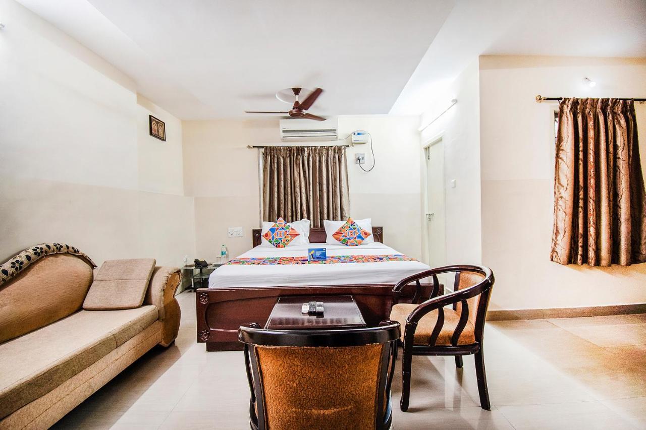 Fabhotel Aditya Yatri Nivas - Nr Tirupati Railway Station מראה חיצוני תמונה