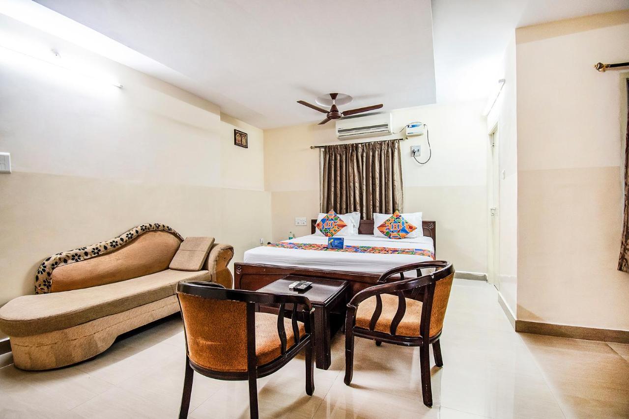 Fabhotel Aditya Yatri Nivas - Nr Tirupati Railway Station מראה חיצוני תמונה